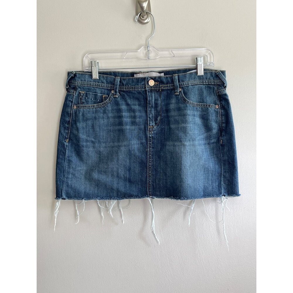 Old Navy Frayed Raw Hem Mini Jean Mini Skirt Womens 10 13" Length - Picture 1 of 6